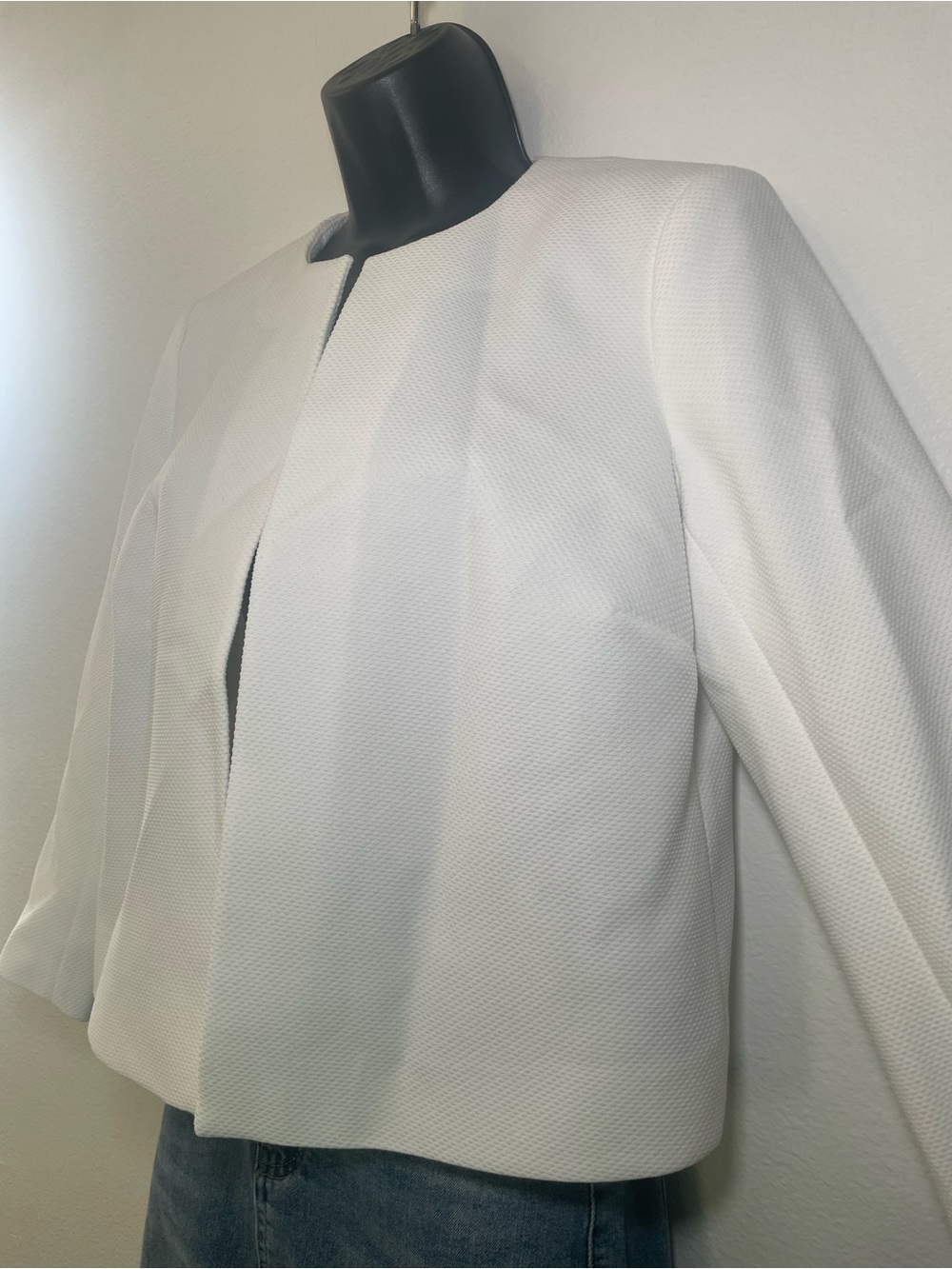NWT Anne Klein White Textured Collarless Cropped Jacket Blazer SMALL - Picture 4 of 7